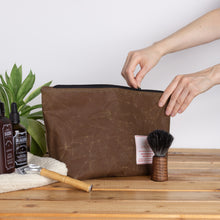 Load image into Gallery viewer, Velika toaletna torbica